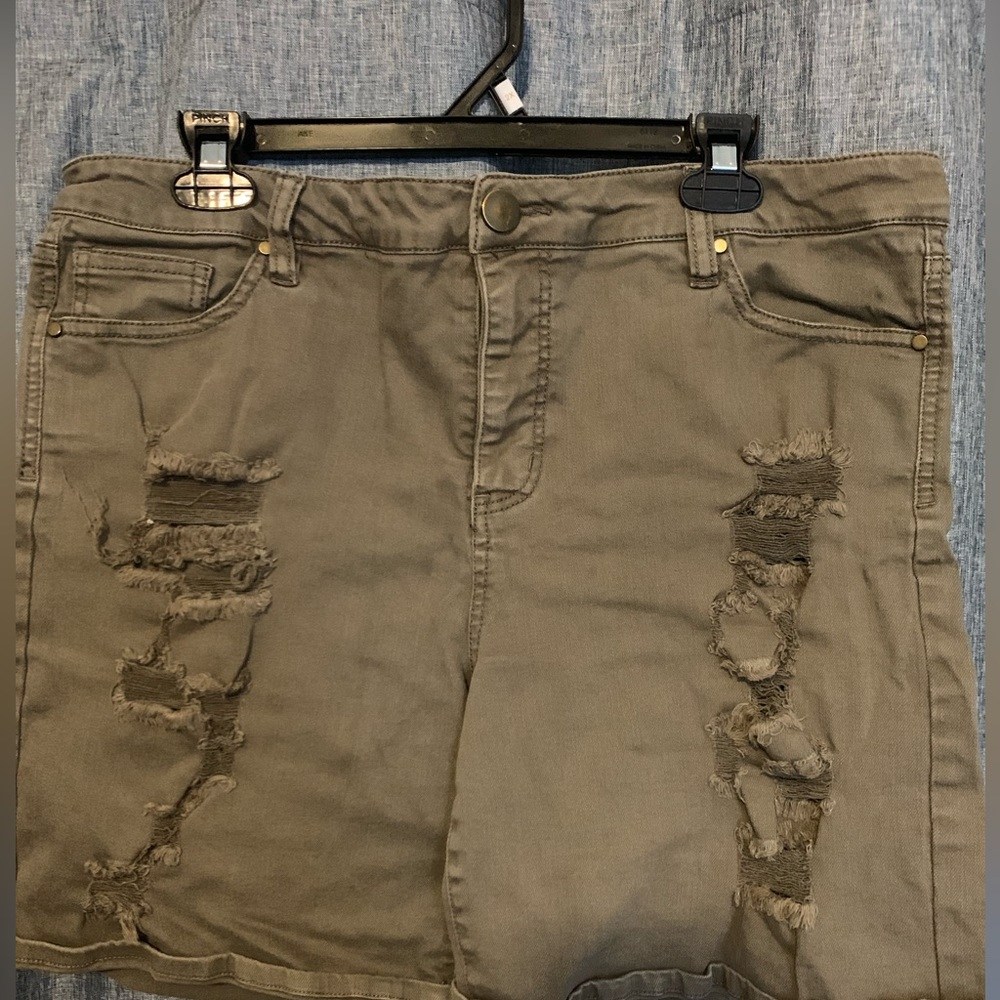 Plus Size Army Green Shorts